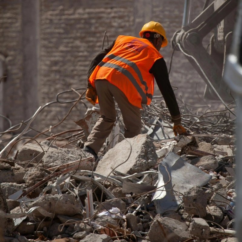 Demontage- und Abbrucharbeiten